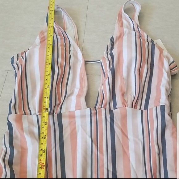 NWT Cupshe One Piece Bathing Suit - Picture 9 of 10